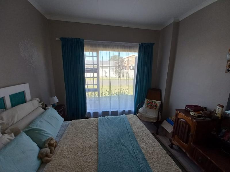 3 Bedroom Property for Sale in Kleinmond Western Cape